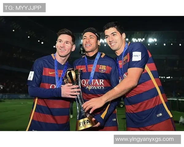 老足球明星重聚精彩瞬间回顾与经典照片分享